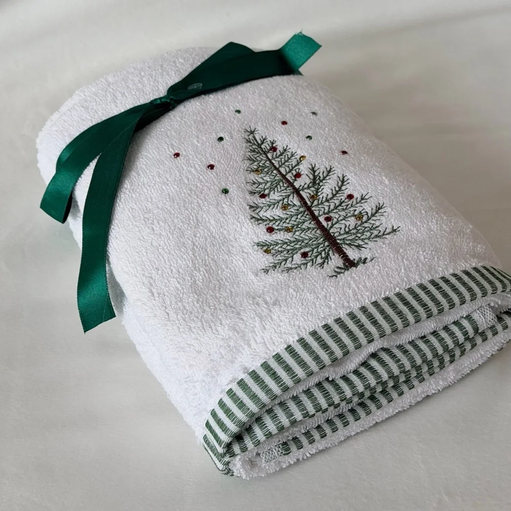 Embroidered Jeweled Holiday Tree Hand Towels